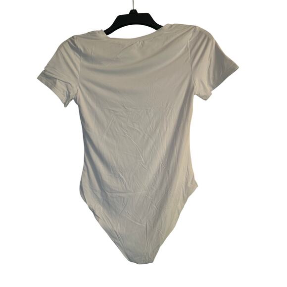 NWT Algalaround Women's White Short Sleeve Bodysuit Polyester/Spandex Sz Small - Picture 2 of 5